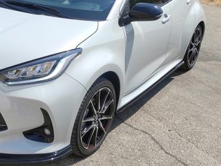 Επιπρόσθετα Μαρσπιέ Toyota Yaris Mk4 GR Sport (2022-)-thumb-2