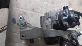 ΑΝΤΛΙΑ ΠΕΤΡΕΛΑΙΟΥ Bosch 0445010592 1,5 Duratorq-TDCi Ford Focus C-MAx Fiesta Transit courier-connect-thumb-2
