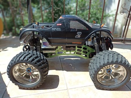 Radiocontrol off-road '15 CEN GENESIS GST 7.7