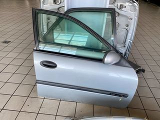 Πόρτα εμπρός δεξιά Renault Laguna 98-00