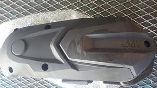ΚΑΠΆΚΙ ΙΜΆΝΤΑ ΈΞΩ SYM CRUISYM300