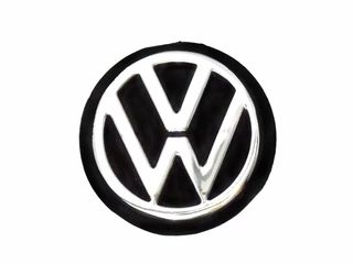  ΣΗΜΑ VW GOLF 2/3  92-97 Φ7.70cm ΠΙΣΩ (ΑΥΤΟΚΟΛΛΗΤΟ) 