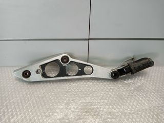 Honda CBX 750 F  βάση μαρσπιε αριστερή 