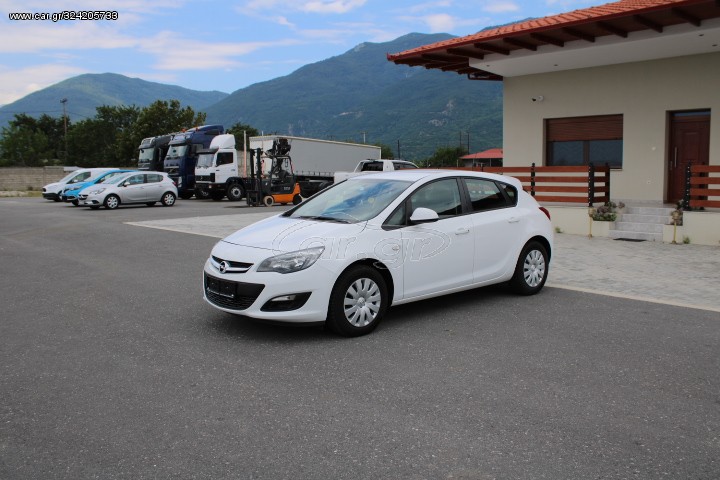 Opel Astra 2015