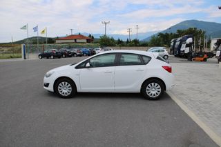 Opel Astra 2015-thumb-1