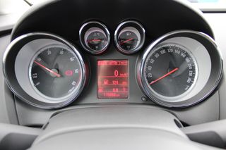 Opel Astra 2015-thumb-13