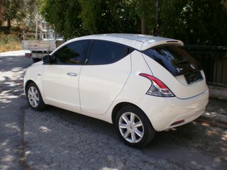 Lancia Ypsilon 2012 DIESEL-thumb-3