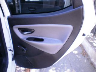 Lancia Ypsilon 2012 DIESEL-thumb-12