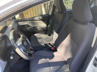 Toyota Yaris 2017 DIESEL-thumb-7