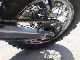 Honda CR 250R 2005-thumb-7