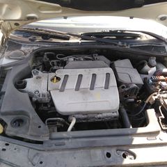 Renault laguna-thumb-2