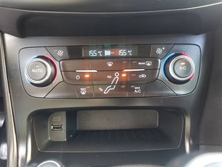 Ford Focus 2016 1.5 TDCI BUSINESS NAVIGATION 120PS-thumb-19