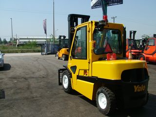 Yale 2000 GDP100M FV4065 CABIN [0255]-thumb-3