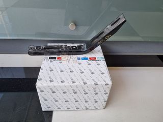 Τραβερσα pcx 150 led