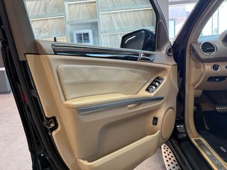 Mercedes-Benz ML 63 AMG 2007 amg-thumb-7