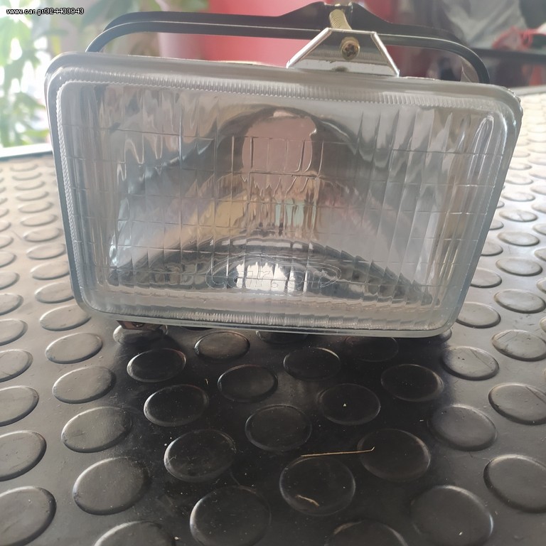 ΦΑΝΑΡΙ ΕΜΠΡΟΣ TS125
