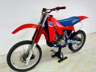 Maico 250 Cross 1986 ΔΙΧΡΟΝΟ - ΜΕ OHLINS ΑΜΟΡΤΙΣΕΡ