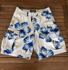 ABERCROMBIE & FITCH - Size M - Ανδρικό Μαγιό Bερμούδα - Λευκό με Μπλε Λουλούδια