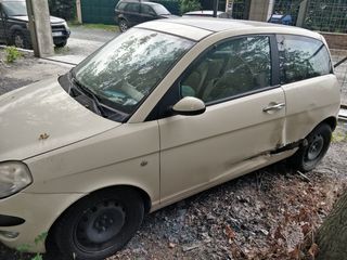 Lancia Ypsilon 2005 1.4 PANORAMA-thumb-1