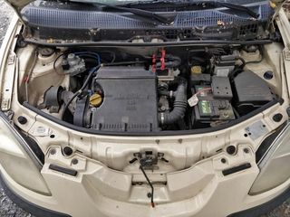 Lancia Ypsilon 2005 1.4 PANORAMA-thumb-19