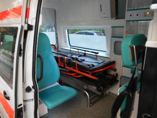 Ασθενοφόρο Volkswagen 2014 T 5 TRANSPORTER-thumb-4