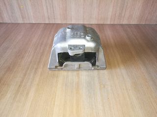 ΒΑΣΗ ΜΗΧΑΝΗΣ VW GOLF BEETLE 1998 - 2010 Κωδ. 1J0199262 ΓΝΗΣΙΑ ΣΕ ΑΡΙΣΤΗ ΚΑΤΑΣΤΑΣΗ