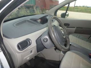 Renault Modus 2006-thumb-13