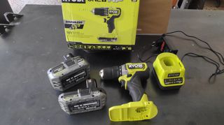 Ryobi 18 v Σετ Κρουστικό Δραπανοκατσαβιδο 