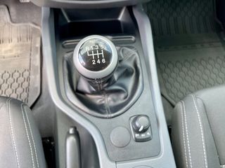 Φορτηγό Έως 7.5τ Ford 2015 Ranger 2.200cc 150HP 4X4-thumb-32
