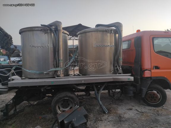 Mitsubishi 2009 Fuso