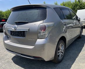 TOYOTA VERSO 1.6 D-4D-thumb-4