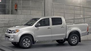 Toyota HILUX Vigo 2005 - επένδυση γωνία προφυλακτήρα πίσω-thumb-1
