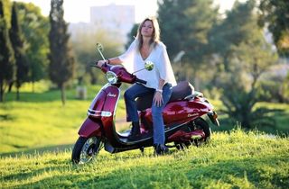 E-fun VESPA PUSA 5000 2026 CATL Lithium ELECTRIC SCOOTER Δωρεάν Μεταφορά!!!-thumb-10