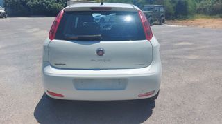Fiat Punto 2015-thumb-4