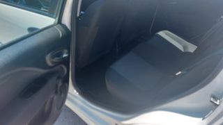 Fiat Punto 2015-thumb-6