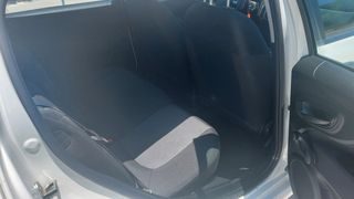 Fiat Punto 2015-thumb-8