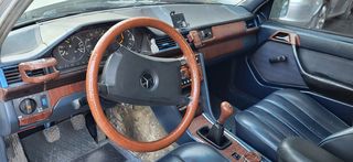 Mercedes-Benz 200 1988 124-thumb-11
