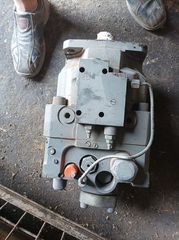 LIEBHERR HYDRAULIC MOTOR-thumb-1