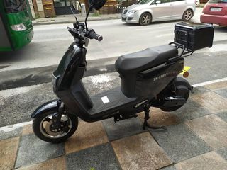 Roller / Scooter 2025 Volt Moto Classic 1600Watt-thumb-6