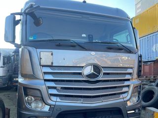 Mercedes-Benz 2015 ACTROS 1845 MP4 EURO 6-thumb-2