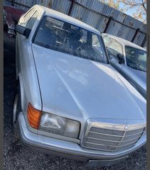 Mercedes-Benz 300 1982 SEL Μόνο για Ανταλλακτικά-thumb-2
