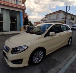 Mercedes-Benz B 180 2018-thumb-6