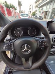 Mercedes-Benz B 180 2018-thumb-16