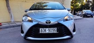Toyota Yaris 2017-thumb-5