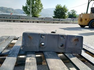 FORD (CNH) 82005142 ΒΑΣΗ ΑΝΤΙΒΑΡΩΝ-thumb-1
