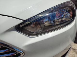 Ford Focus 2017-thumb-12