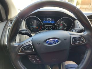 Ford Focus 2017-thumb-17