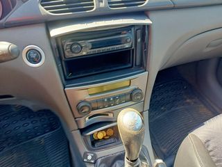 Renault Laguna 2002-thumb-8
