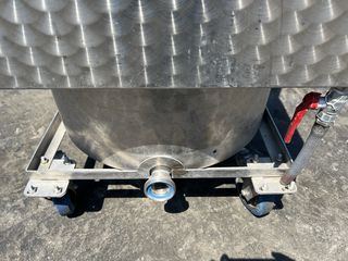 Μεταχειρισμένη Ανοξείδωτη Δεξαμενή 200lt-thumb-1