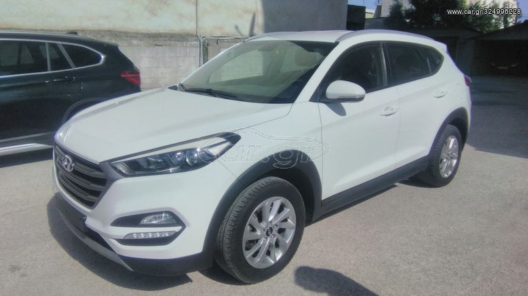 Hyundai Tucson '18 1.7 diesel COMFORT Navi..!!